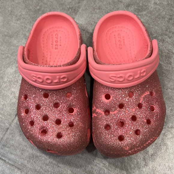 CROCS Pink Sparkles Shoes - Size 7 - Picture 2 of 5